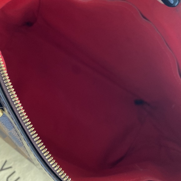 Authentic Louis Vuitton bag - Picture 8 of 8